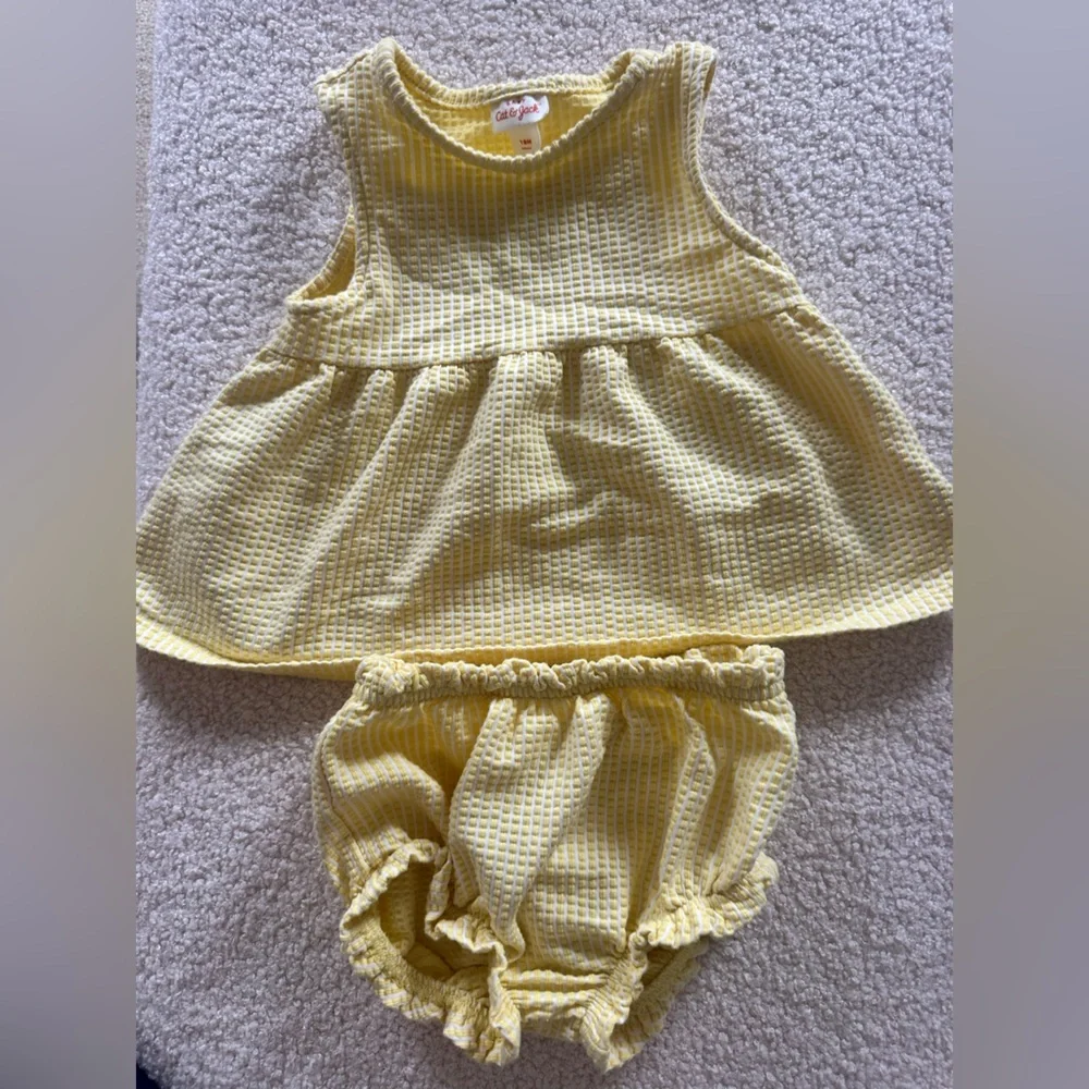 Cat & Jack Yellow Kids Sleeveless Dress Set